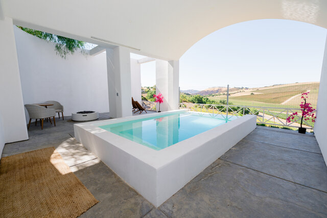 Image 1 for Club Suite West (Villa)