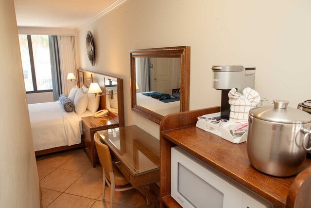 Image 3 for RM 08 2FL Hotel Room Oceanview King Bed w/ Balcony