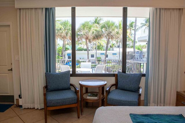 Image 2 for RM 10 2FL Efficiency Oceanview  King Bed w/ Queen Sleeper