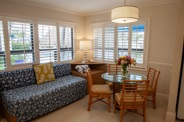 Image 3 for RM 32 One Bedroom Suite Oceanfront