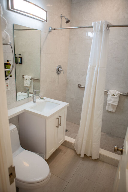 Image 7 for RM 33 2FL One  Bedroom Suite Courtyard 2nd Floor