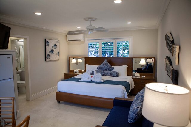 Image 1 for RM 38  Efficiency Courtyard King & Full Sleeper