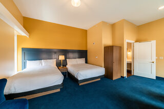 Hotel20Garber20-20Large20-20106
