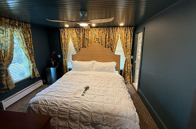 Image 2 for Room 22 King Bed pvt bath