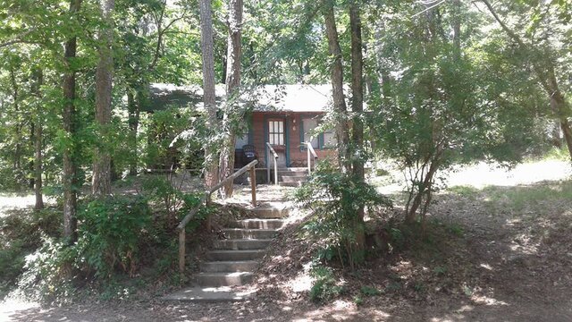 Image 5 for Two-Bedroom Cabin 6