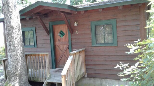 Image 9 for Small One-Bedroom Cabin C