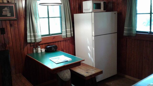 Image 4 for Small One-Bedroom Cabin D