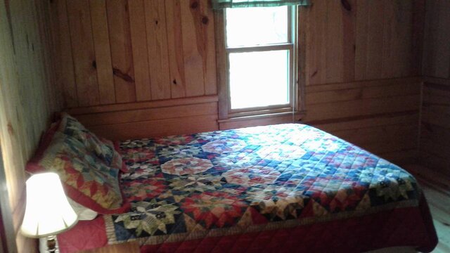 Image 13 for Three-Bedroom Cabin E