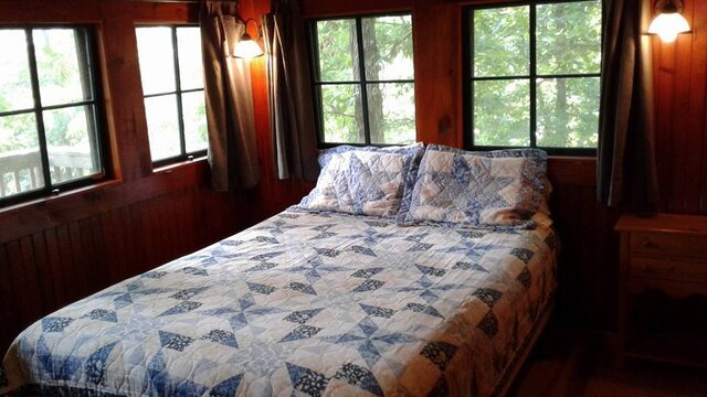 Image 2 for Small One-Bedroom Cabin C