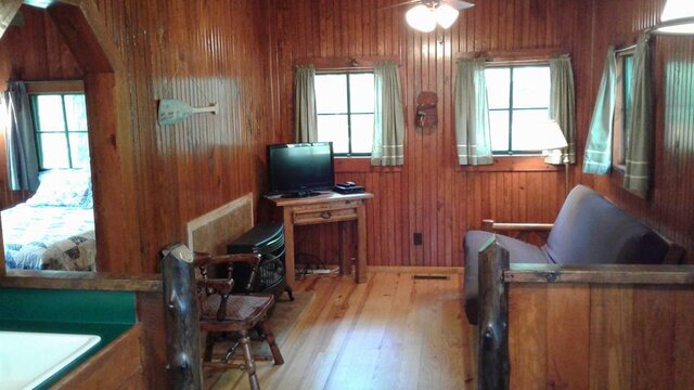 Image 3 for Small One-Bedroom Cabin C