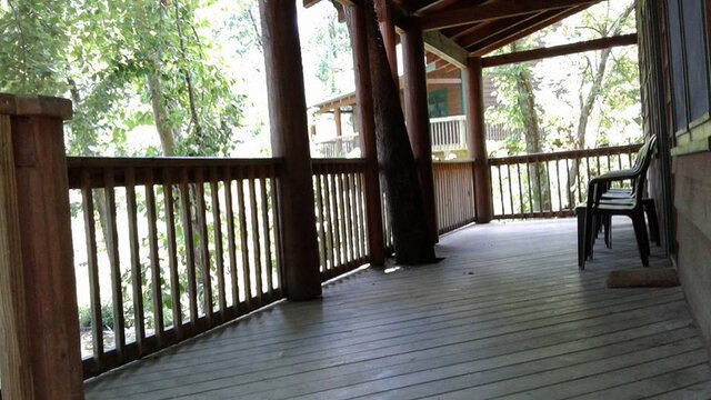 Image 9 for Three-Bedroom Cabin E