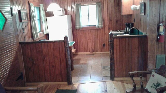 Image 6 for Small One-Bedroom Cabin D