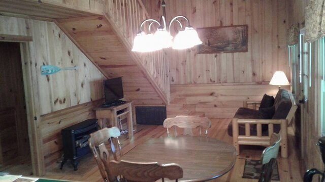 Image 3 for Three-Bedroom Cabin F