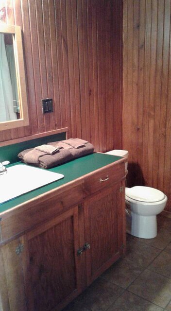 Image 6 for Small One-Bedroom Cabin C