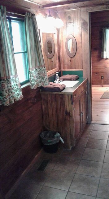 Image 7 for New Mid-Sized One-Bedroom Cabin A