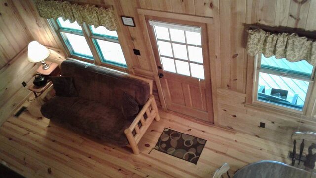 Image 6 for Three-Bedroom Cabin F