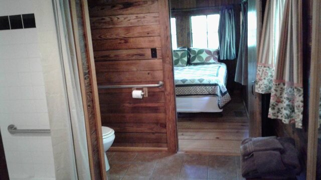 Image 10 for New Mid-Sized One-Bedroom Cabin B