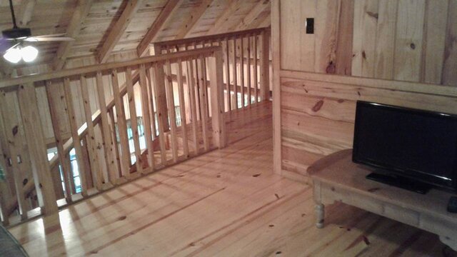 Image 7 for Three-Bedroom Cabin E