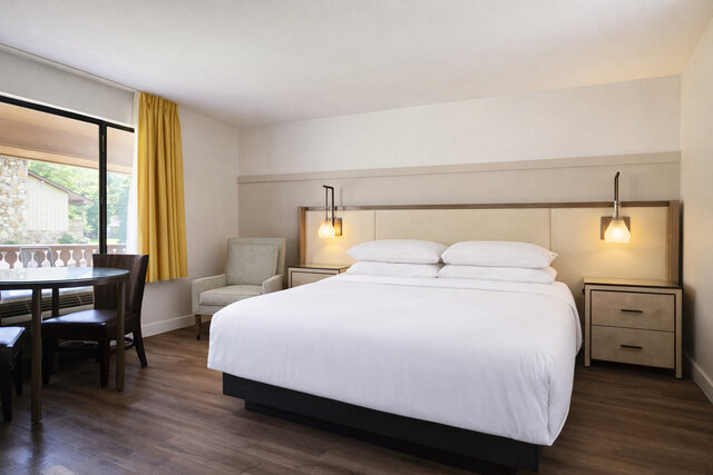 Image 1 for Signature Patio King