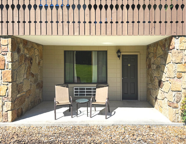 Image 7 for Signature Patio King