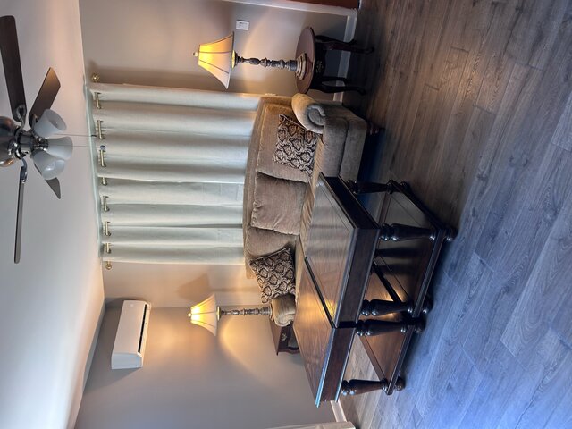 Image 5 for 405) Little Echo