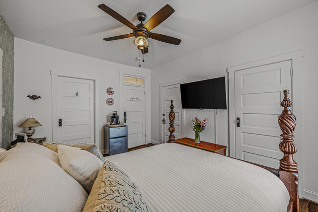 Image 4 for Bird Nest Suite