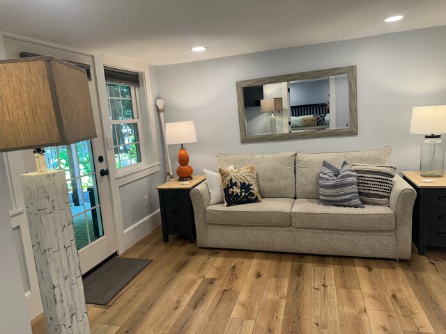 Image 2 for Moon #2 Garden King Suite w/ Private Entrance