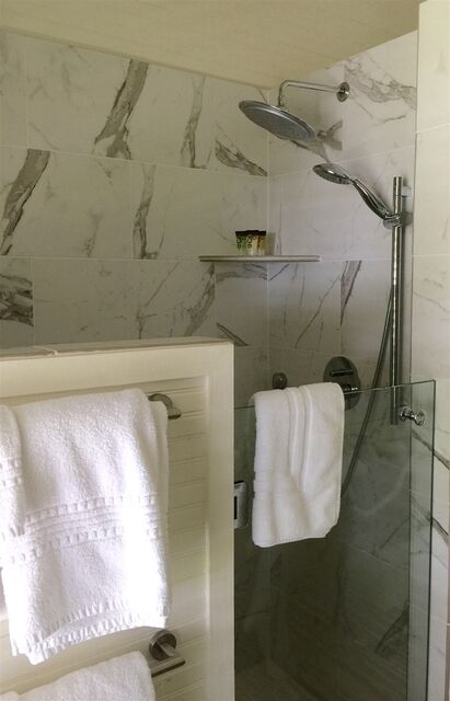 Image 5 for Farm House Suite A