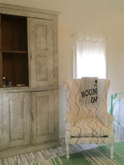 Image 3 for Farm House Suite A