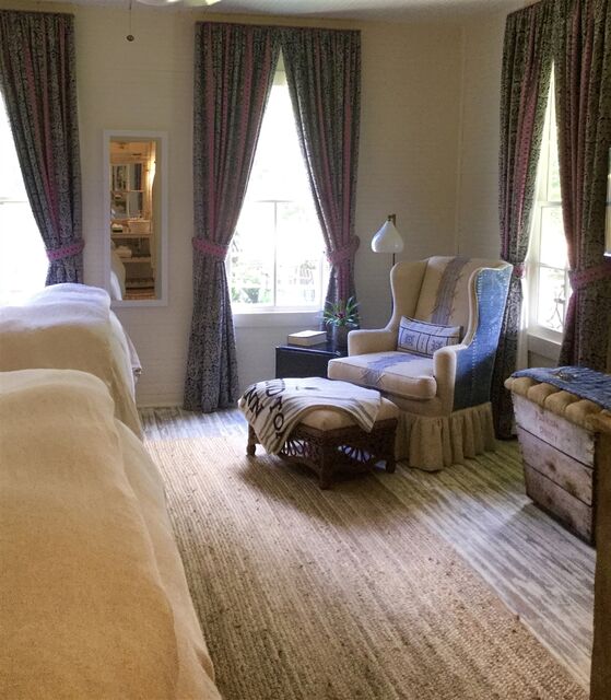 Image 3 for Farm House Suite B