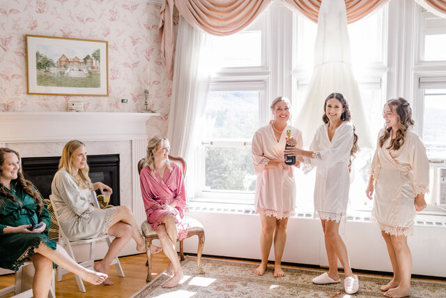 Image 10 for Room 3 - The Bridal Suite