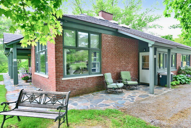 Image 11 for Room 17 Suite - Garden of Eden - Maxwell Suites