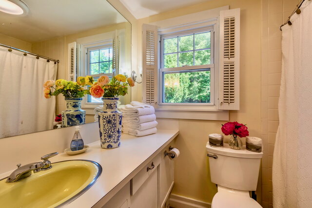 Image 21 for Reunion House