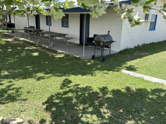 Image 6 for 01) Lakeside Studio 1