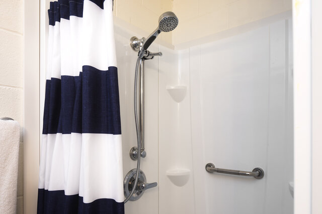 Image 16 for 07) All 6 Family Studios!   Six pack deal...