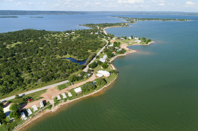 Image 3 for 06) Lakeside Studio 6