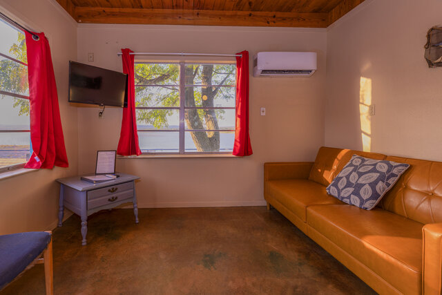 Image 3 for Cabin Suites
