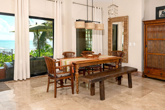 Image 5 for Luna D1 beachfront/ private Susan Mattingly