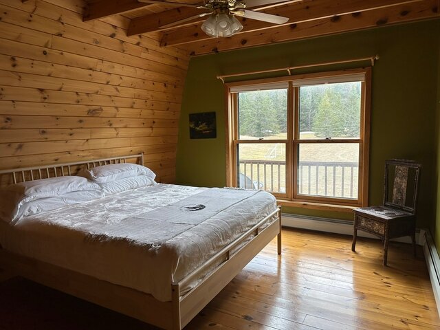 Image 11 for The Wolf Den