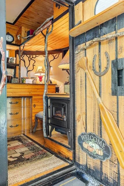 Image 6 for Mountain Shine Camp Trailer