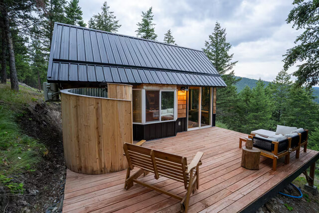 Image 14 for Sunset Mountain View Cabin