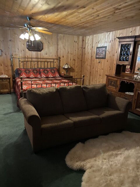 Image 9 for The Lodge