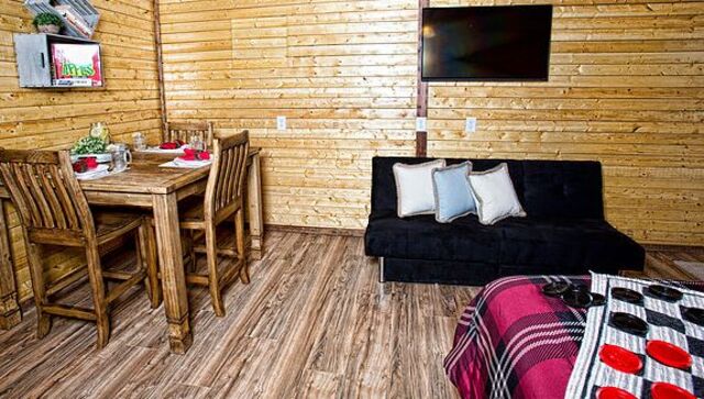 Image 5 for Classic Suite #2