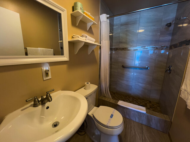 Image 7 for Budget Queen Second Floor