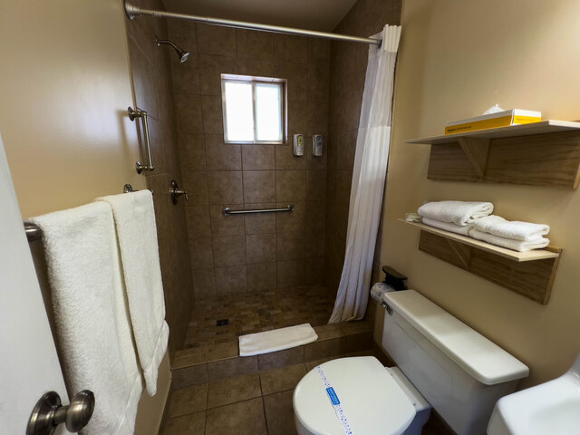 Image 7 for Bridgeview Queen