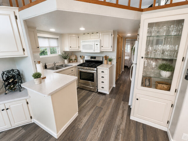 Image 5 for #41 Creekside Cottage-Capacity: bdrm-2, loft-2