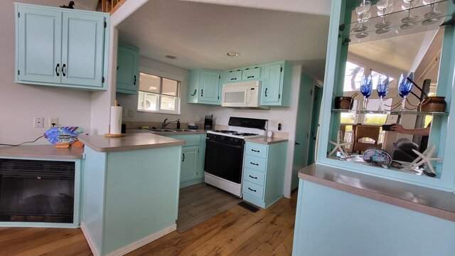 Image 6 for #38 Creekside Cottage-Capacity: bdrm-2, loft-2