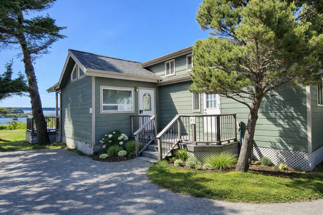 Image 1 for #41 Creekside Cottage-Capacity: bdrm-2, loft-2