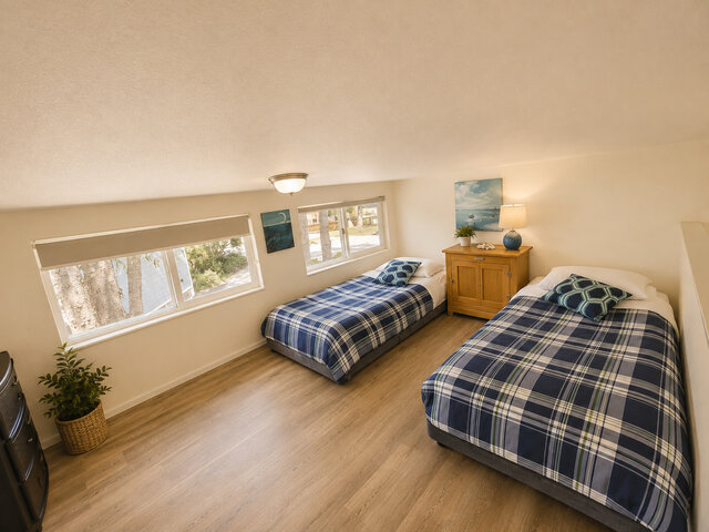 Image 3 for #39 Creekside Cottage-Capacity: bdrm-2, loft-2