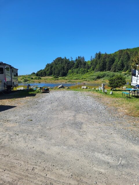 Image 1 for #54 - Creek View Back-in - 53'